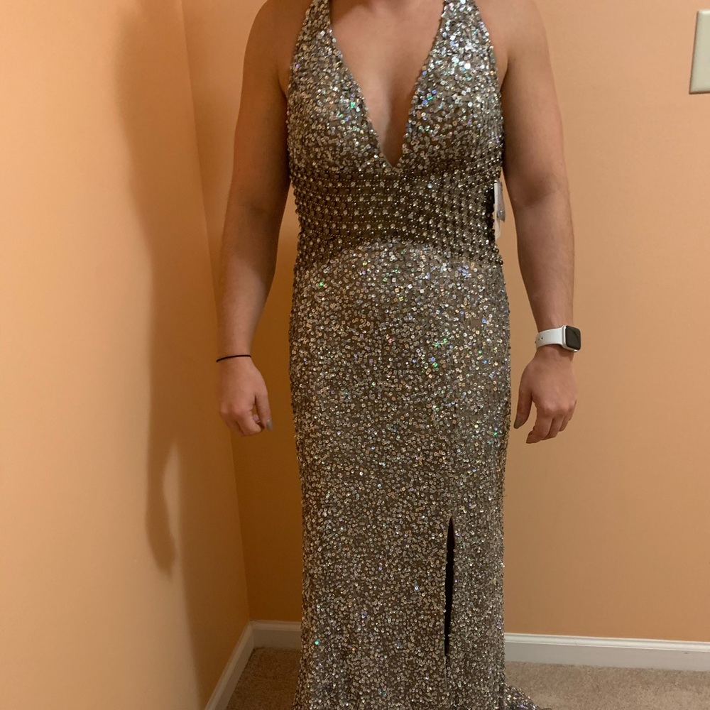 Prom Dress - Picture 2 of 7